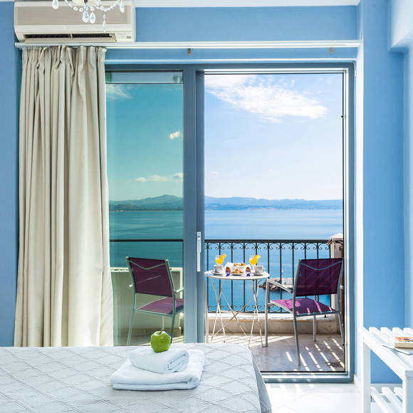 

Room2-2.jpg
