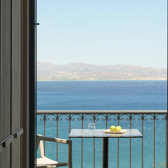 

palazzo-greco-boutique-hotel-junior-suite-23.jpg